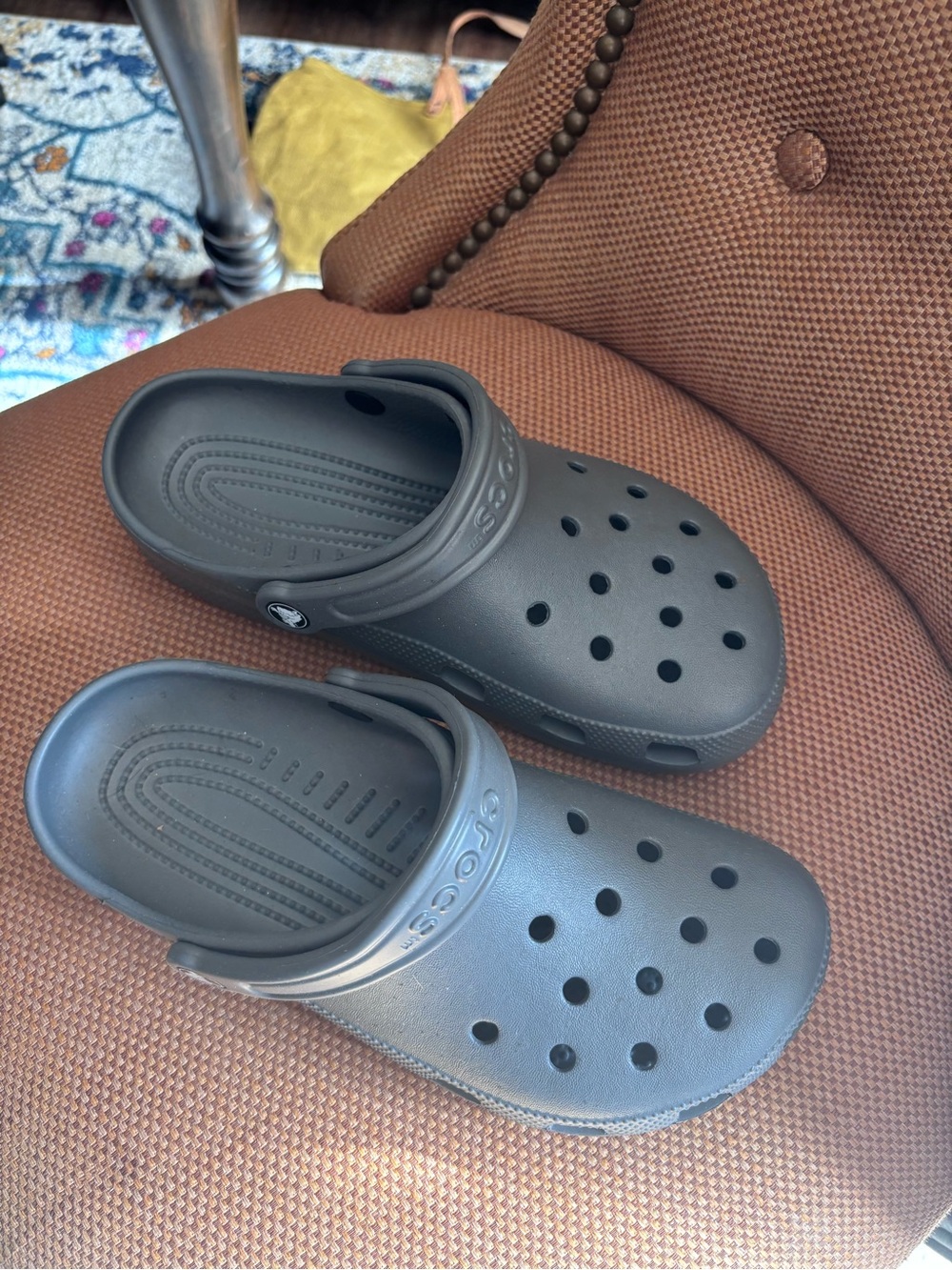CROCS Classic Clog in Charcoal Gray W9 M7